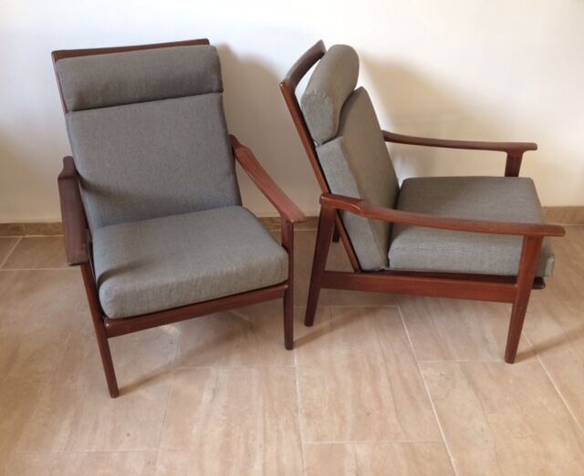 Paire de fauteuils scandinaves en teck années 60