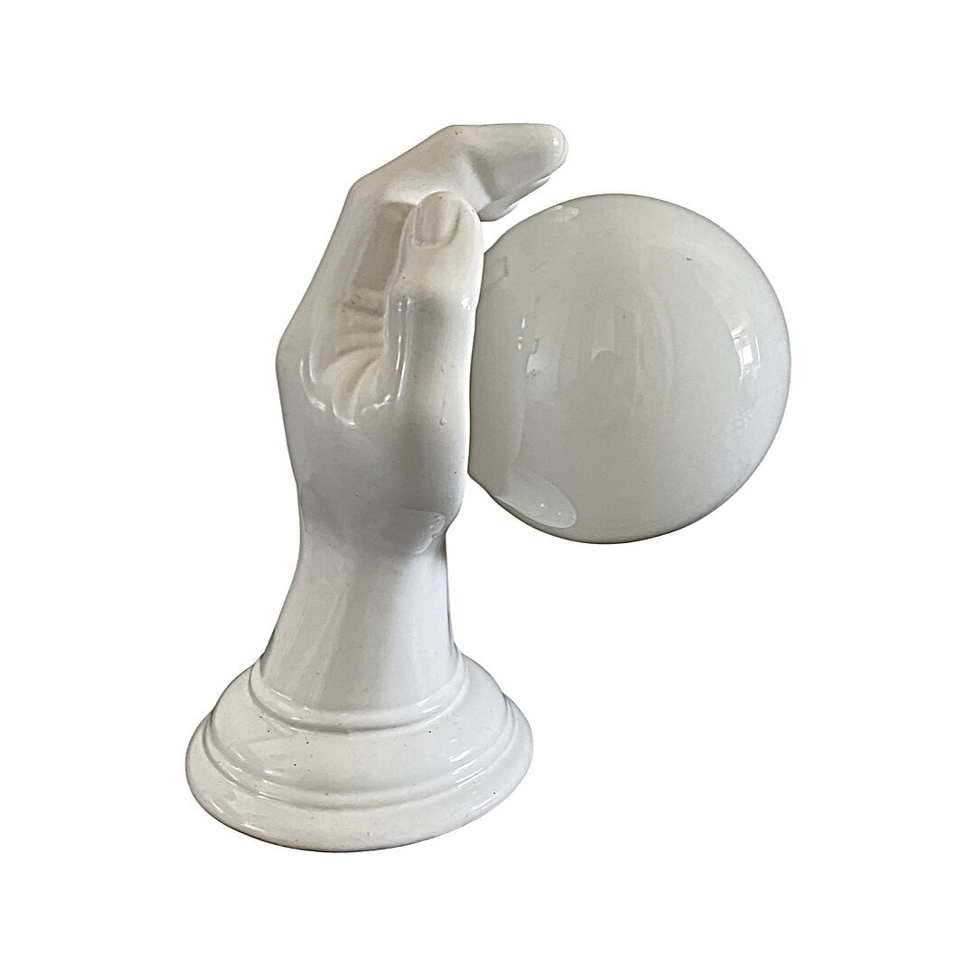 Vintage hand-shaped wall lamp in white ceramic