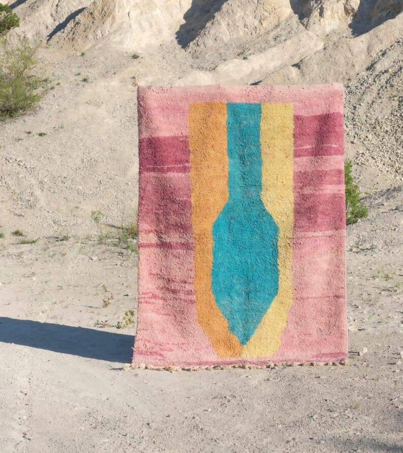 Traditional handmade Berber rug, size 200 x 250 cm