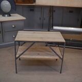 Petite table d’appoint industrielle 1970s
