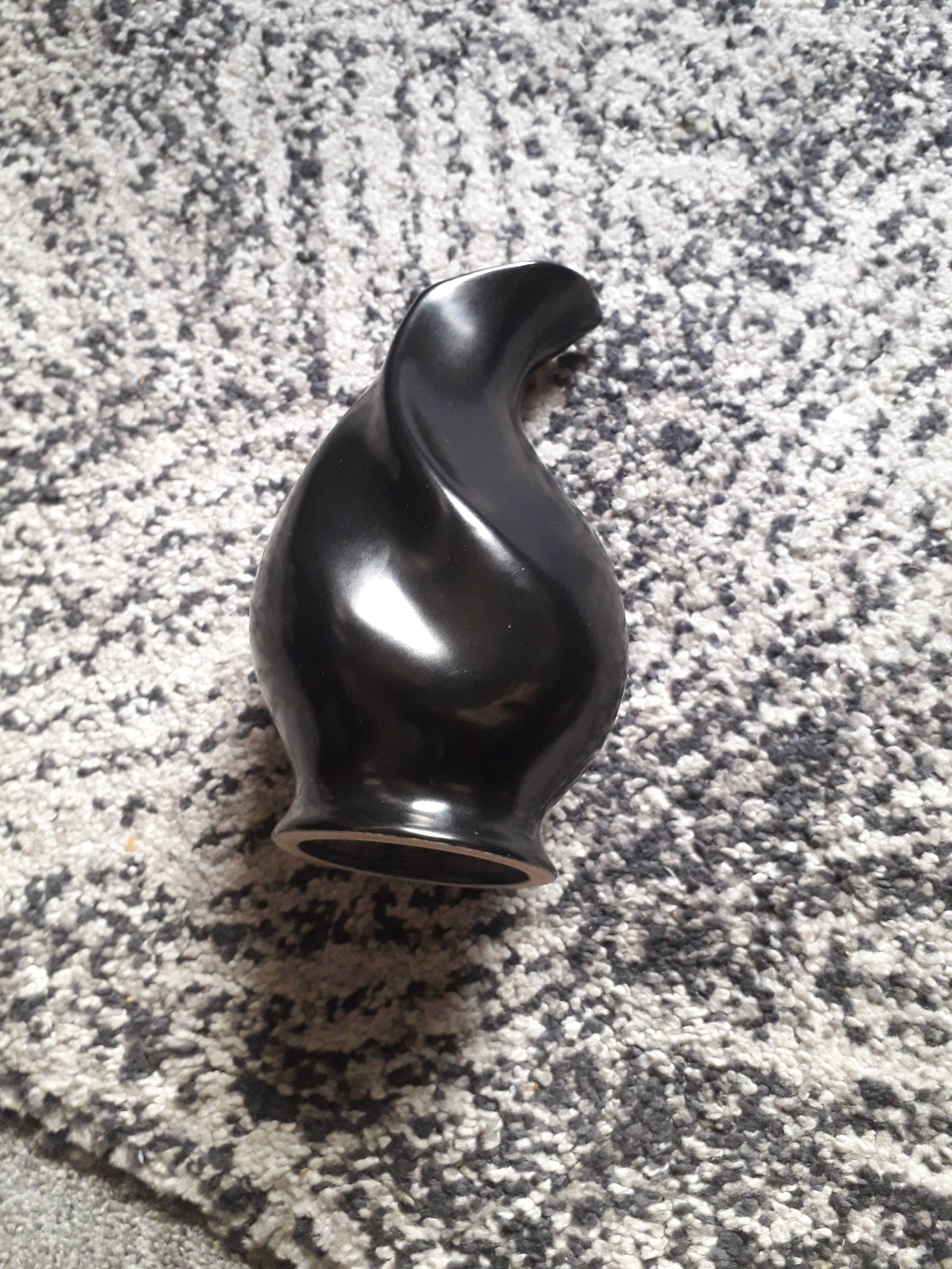 Very original vintage vase signed