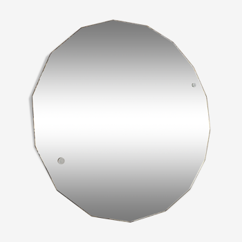 Beveled mirror