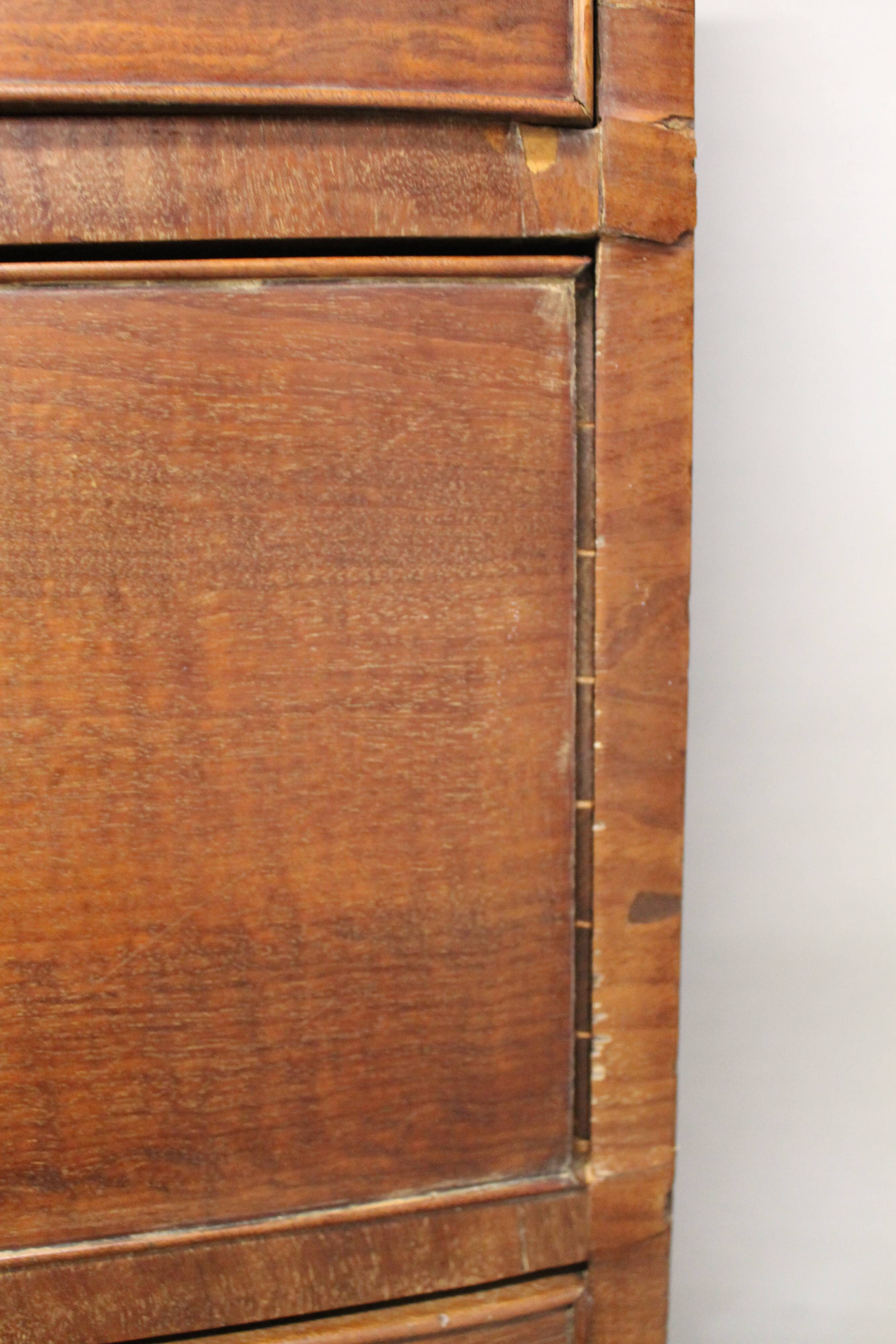 Mahogany veneer curved, English work, circa 1840