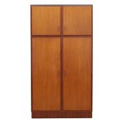 Armoire en teck, design danois, années 1970, fabricant : Omann Jun