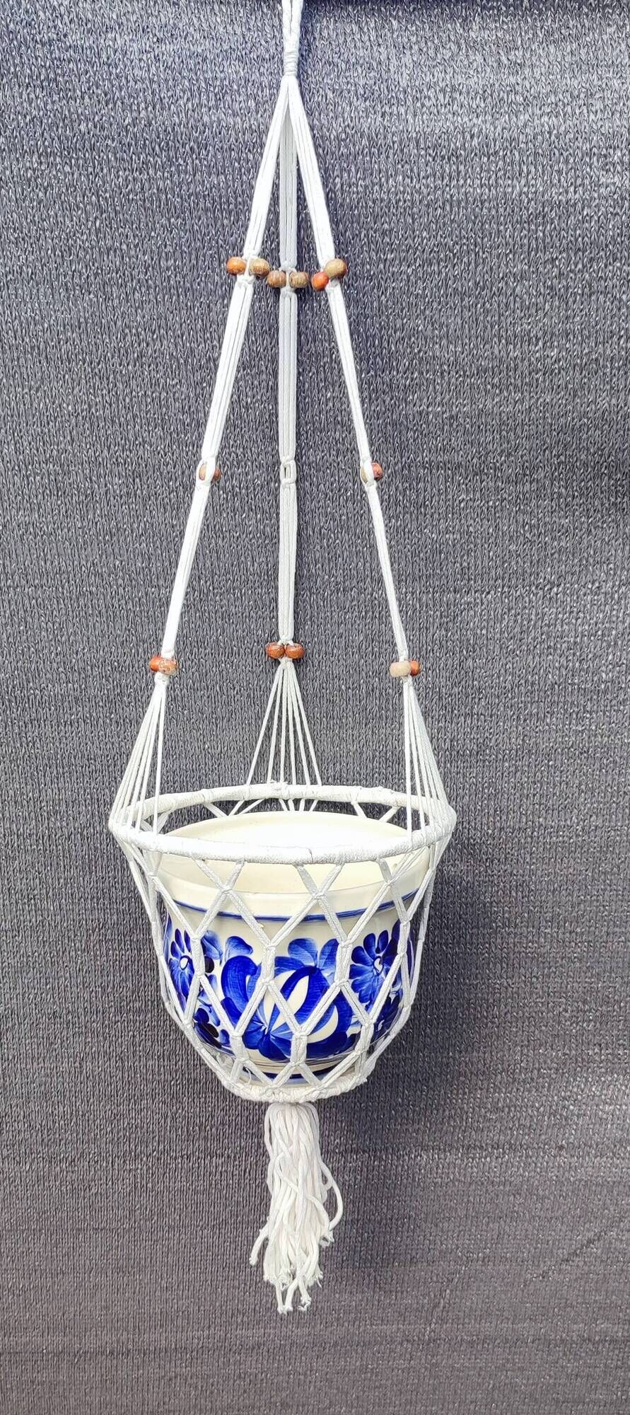 Macramé suspension and its English earthenware pot Palissy Model T. Logino