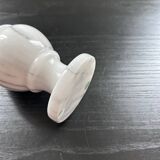 Vase en marbre blanc
