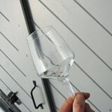 Old Service of 18 Transparent Design Stemmed Glasses