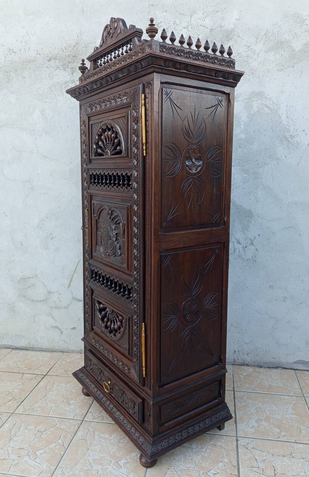 Breton style bonnetière wardrobe in natural wood