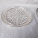 Pair of molded glass bottle mats