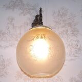 Applique murale de style baroque français en métal argenté et porcelaine abat-jour en verre 4169