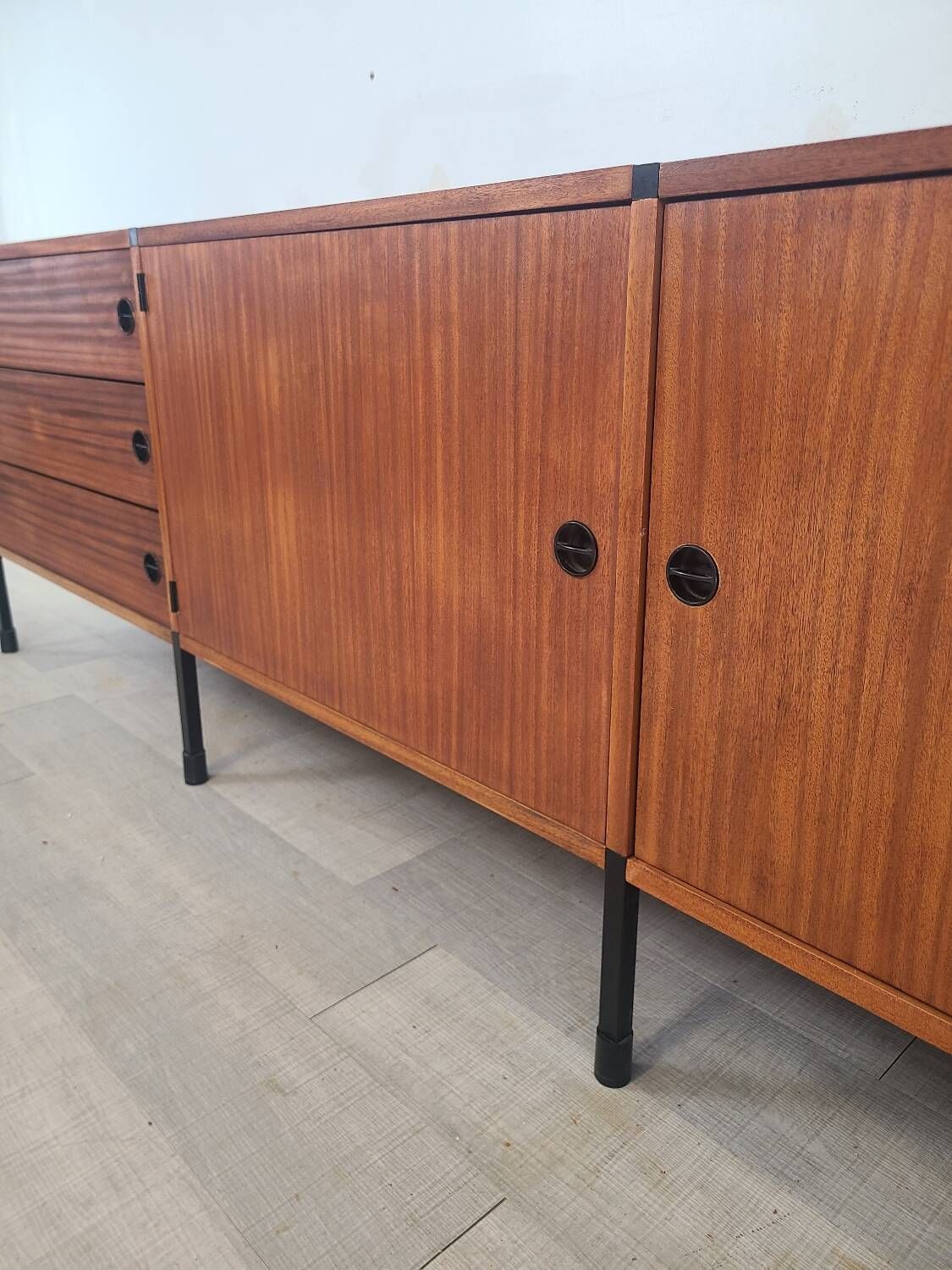 Vintage ARP Minvielle edition teak sideboard, Guariche design, 1960
