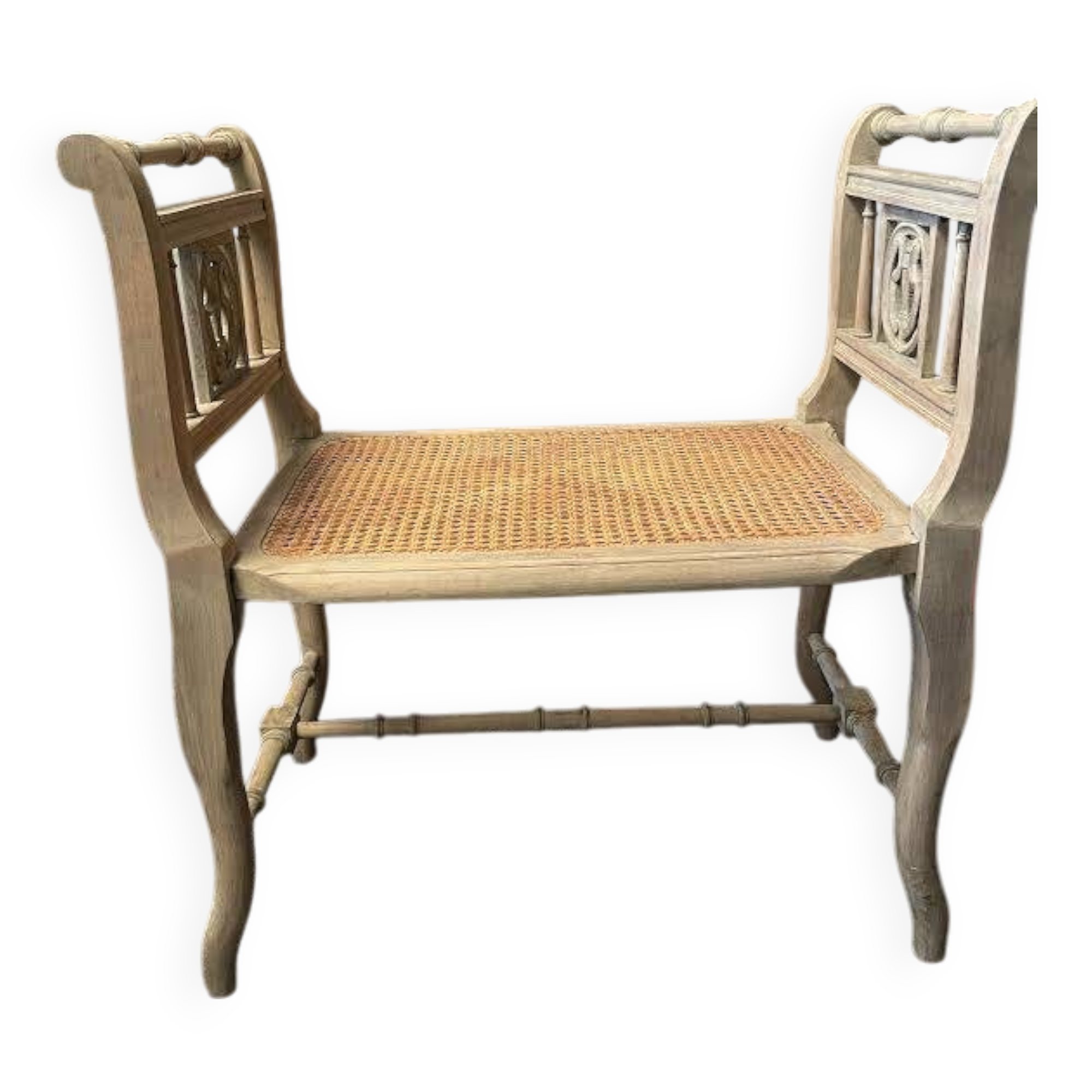 Cane bench "corridor" or piano.