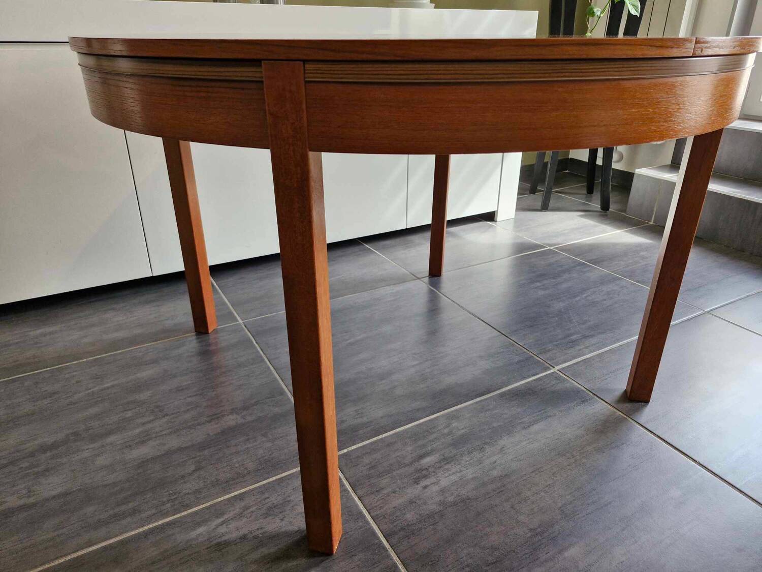 Scandinavian extendable teak round table, 1970s