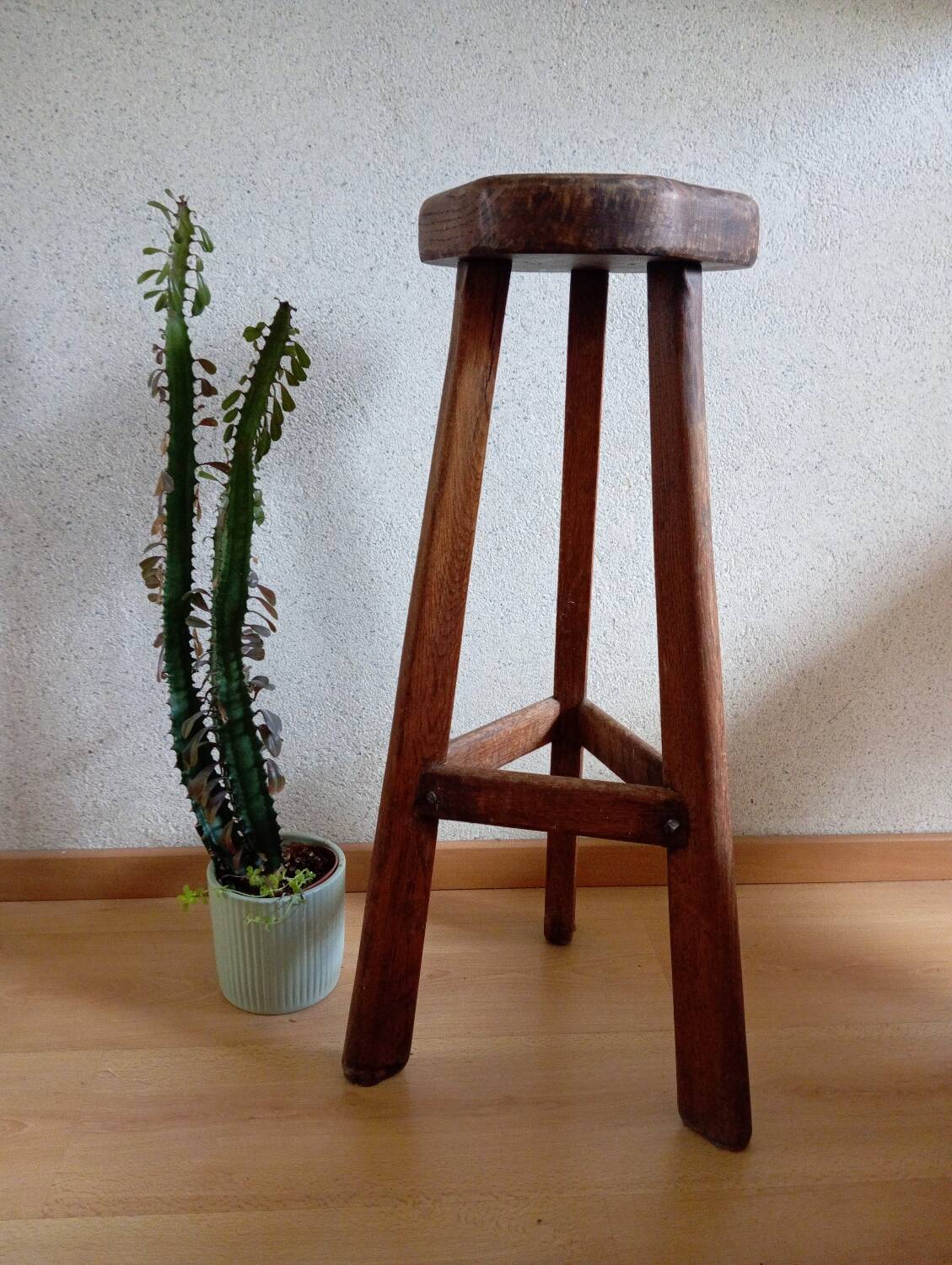 Vintage brutalist tripod high stool, 1950s