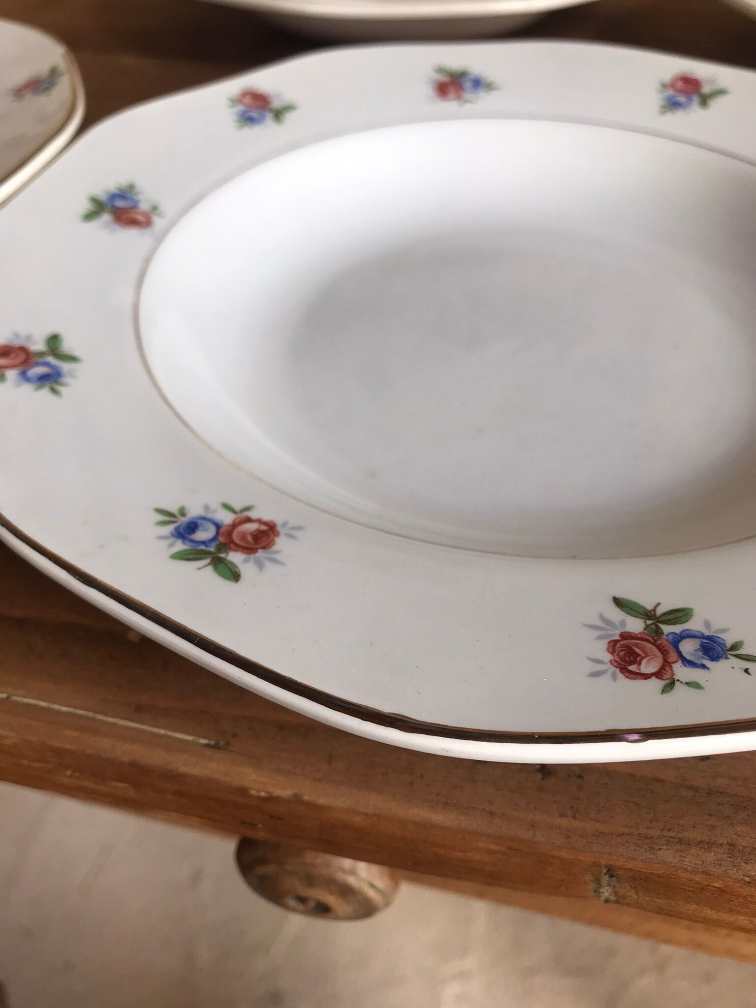 Set of 4 hollow plates Digoin & Sarreguemines pattern small flowers