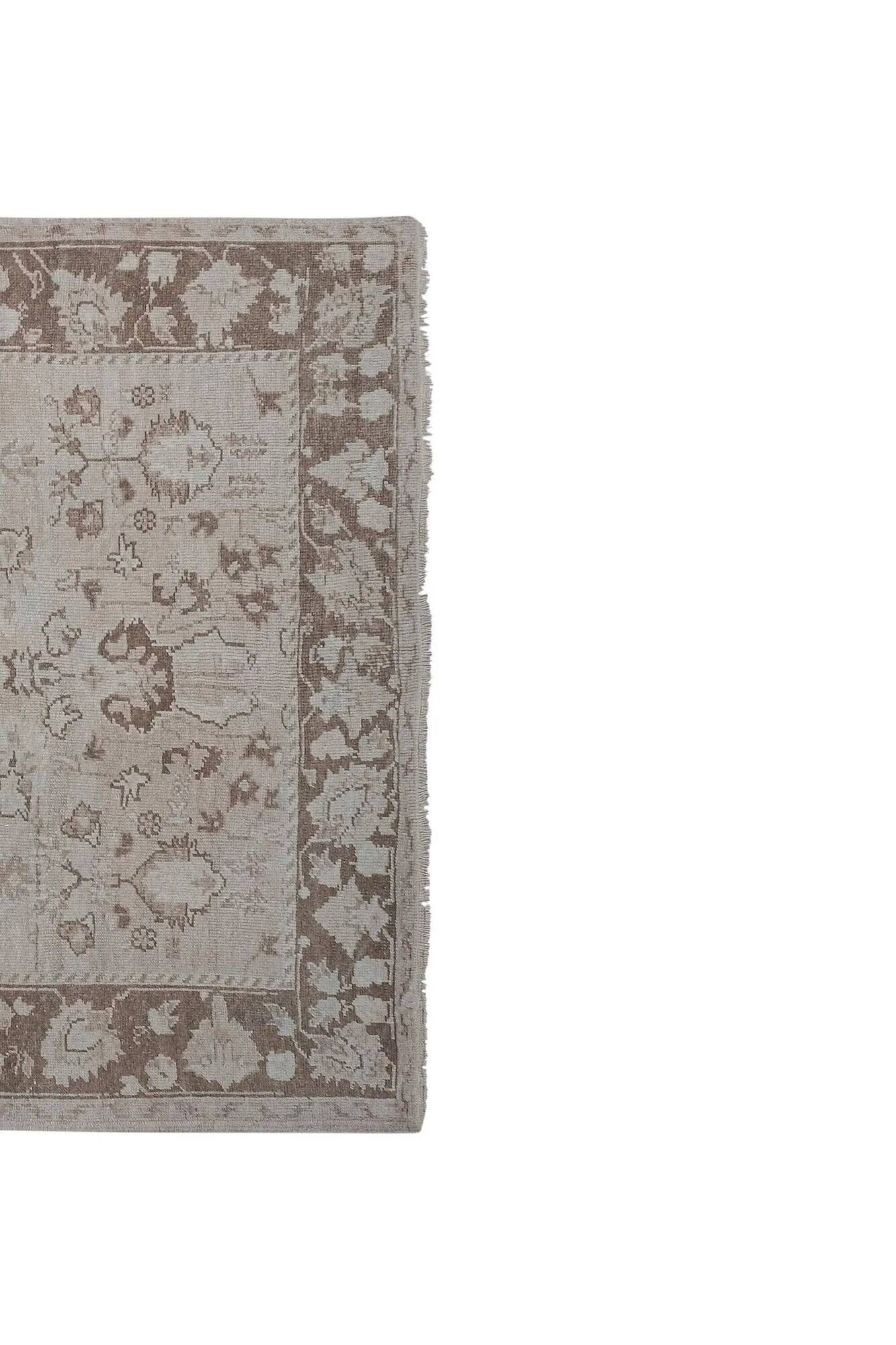 Vintage handmade Turkish rug 135x260 cm