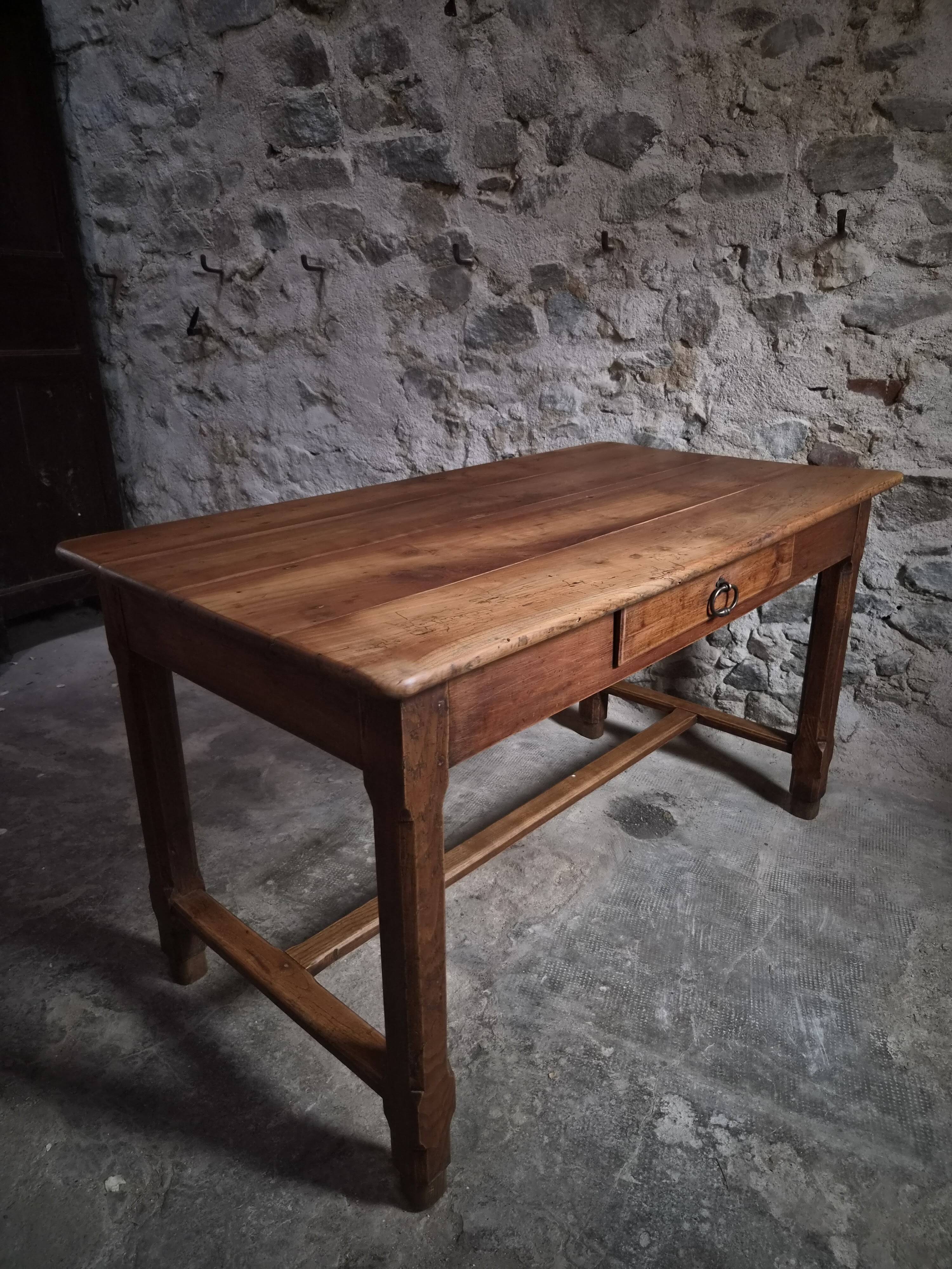 Old farmhouse table in French cherry wood | Auvergne | Circa 1750–1800
