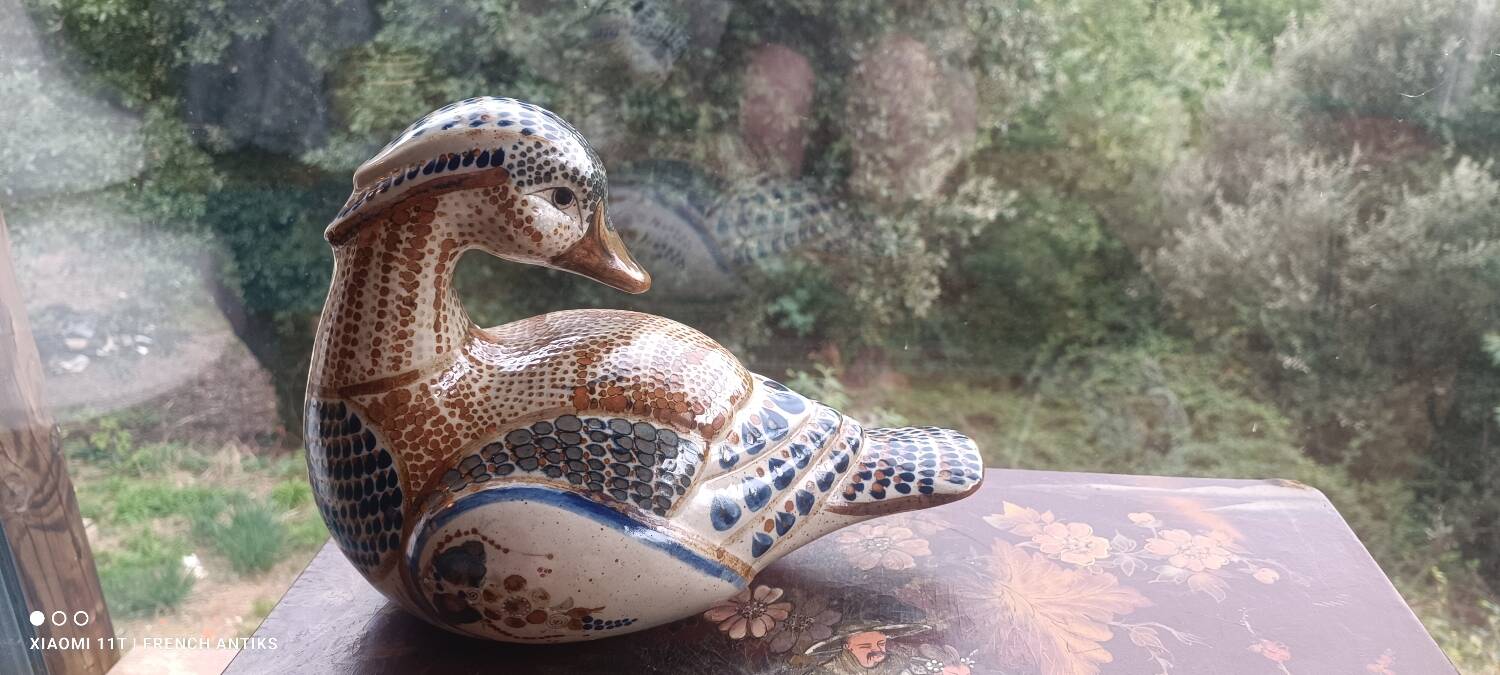 Ceramic signed duck in glazed stoneware, vintage 1960.