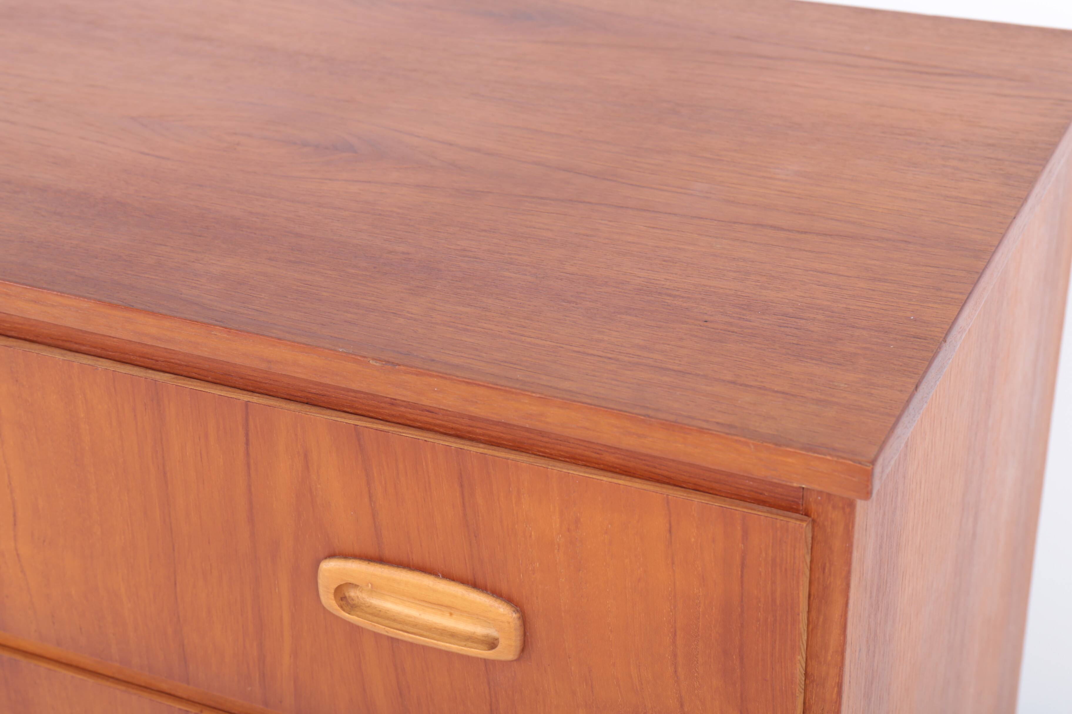 Commode vintage en teck, années 60