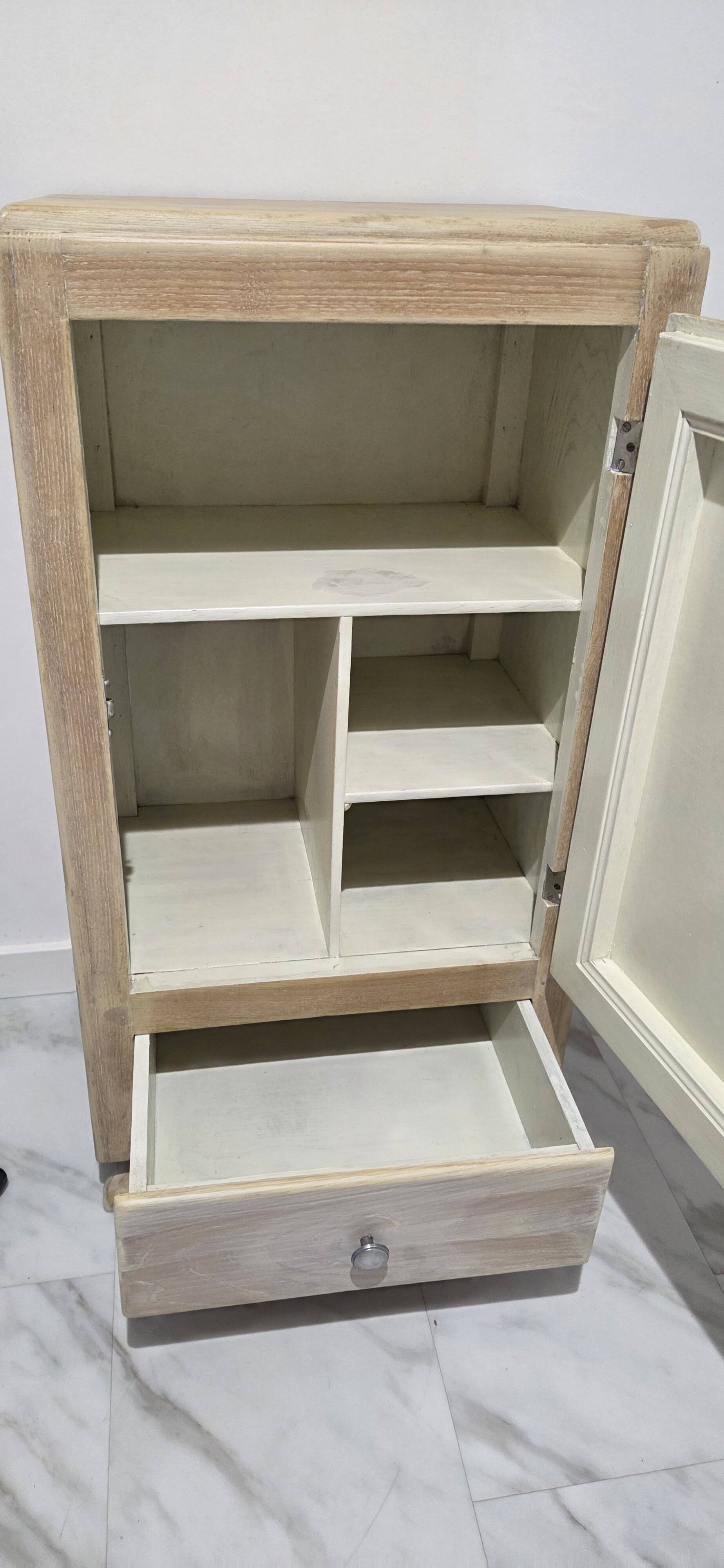 Vintage small buffet cabinet Mado from the 1950s.