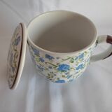 Flowery tea cup