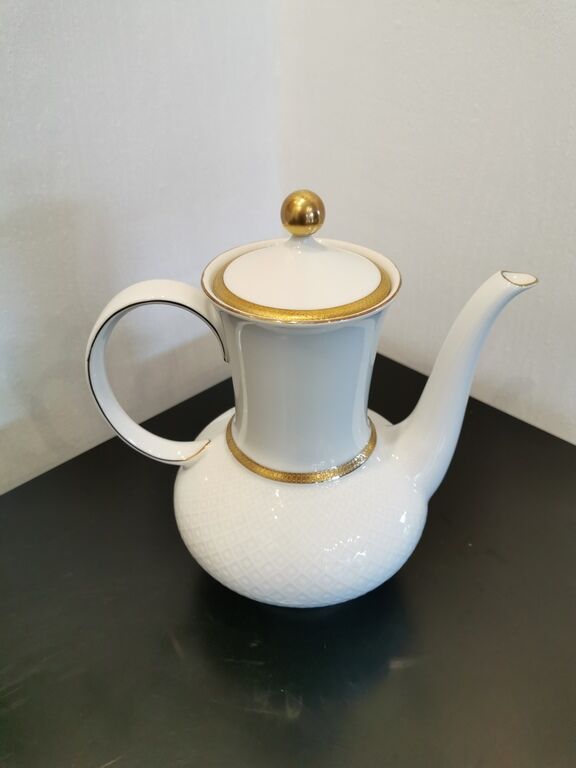 Théière blanche et dorée Bavaria
