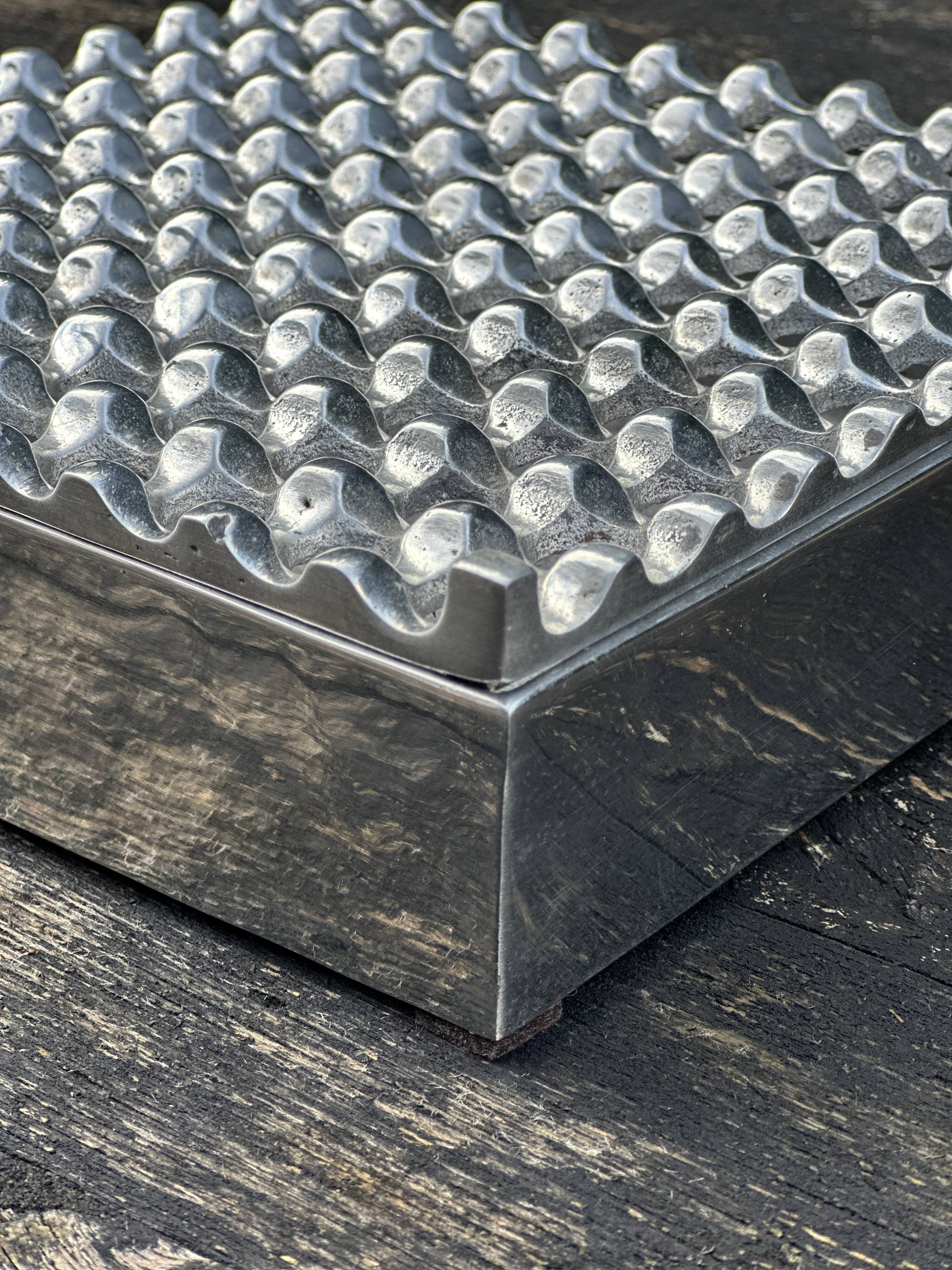 Chrome-plated aluminum ashtray from the 2000s