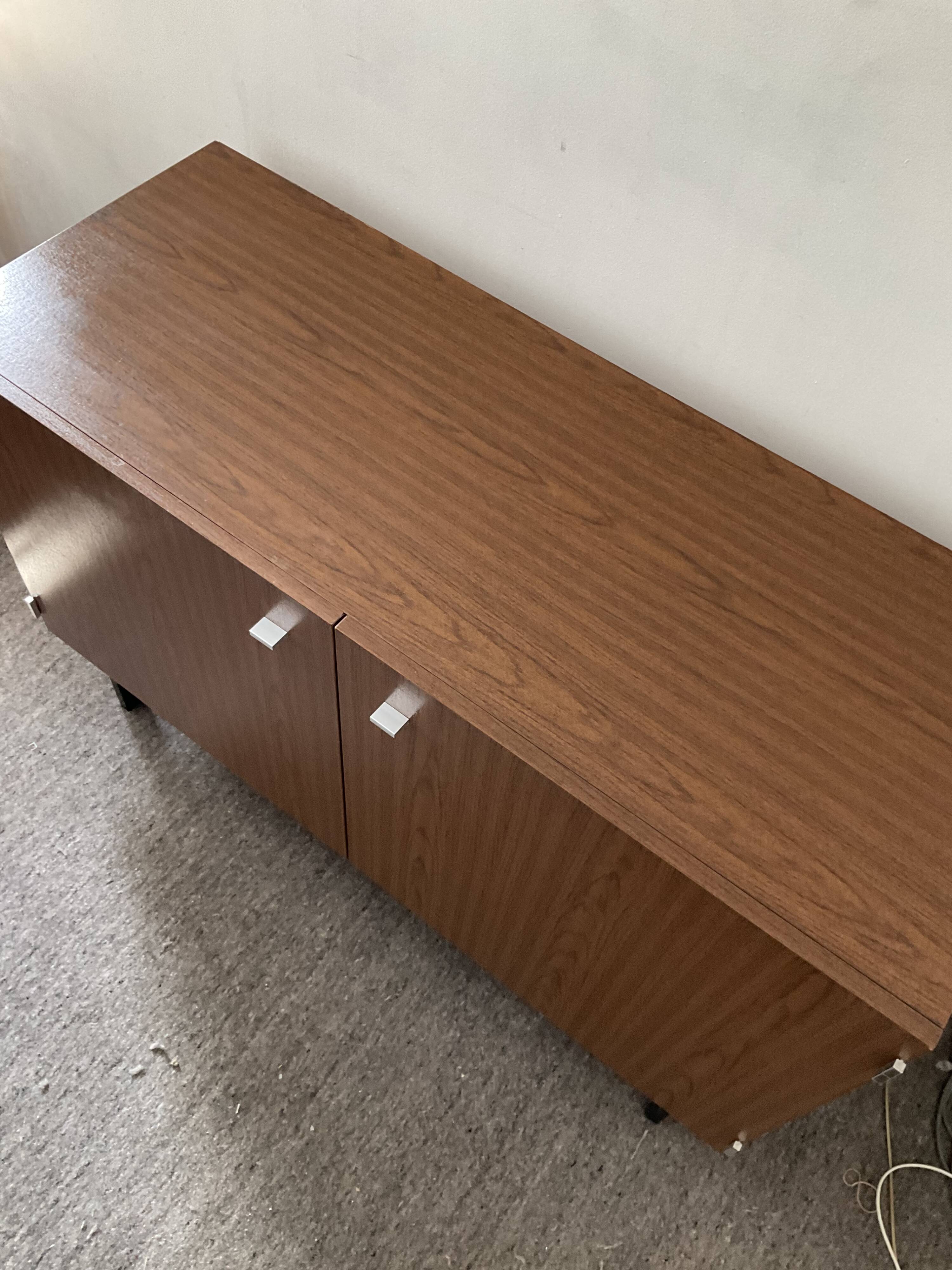 High enfilade Pierre Guariche for Meurop 60s