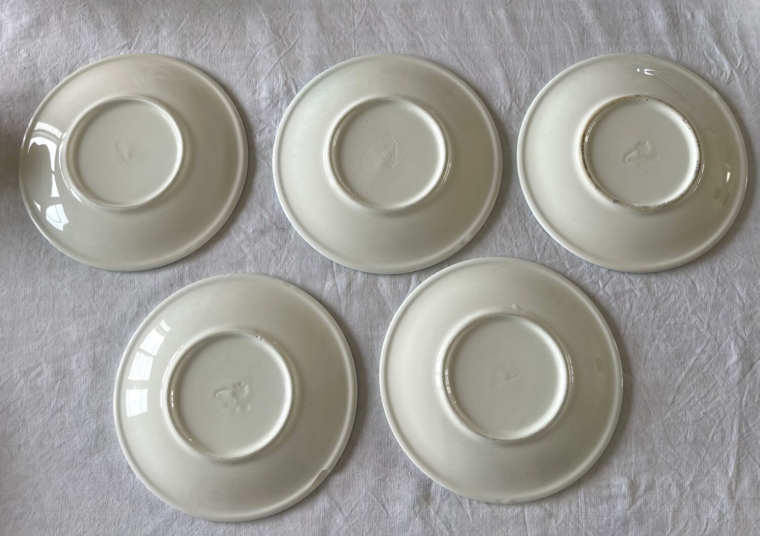 5 assiettes à dessert mouchetées Italiennes