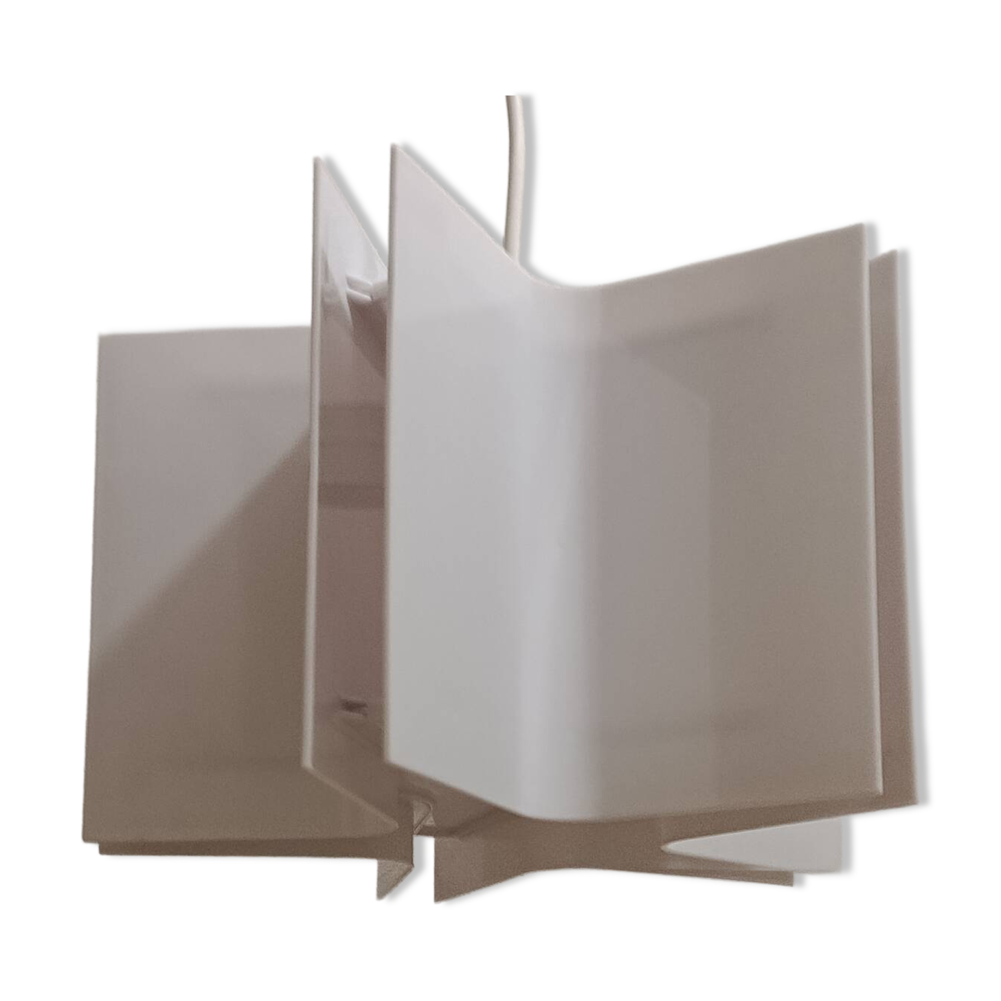 Suspension Habitat