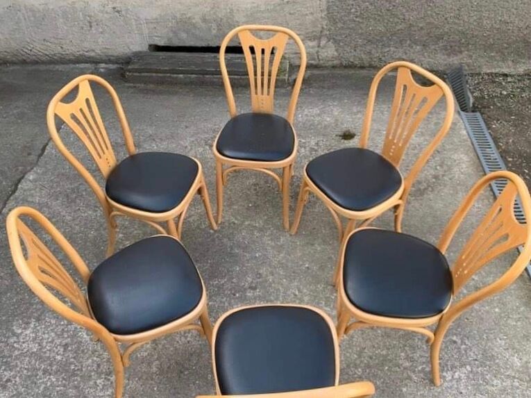 Series of 6 bistro chairs in curved wood seated skaï black