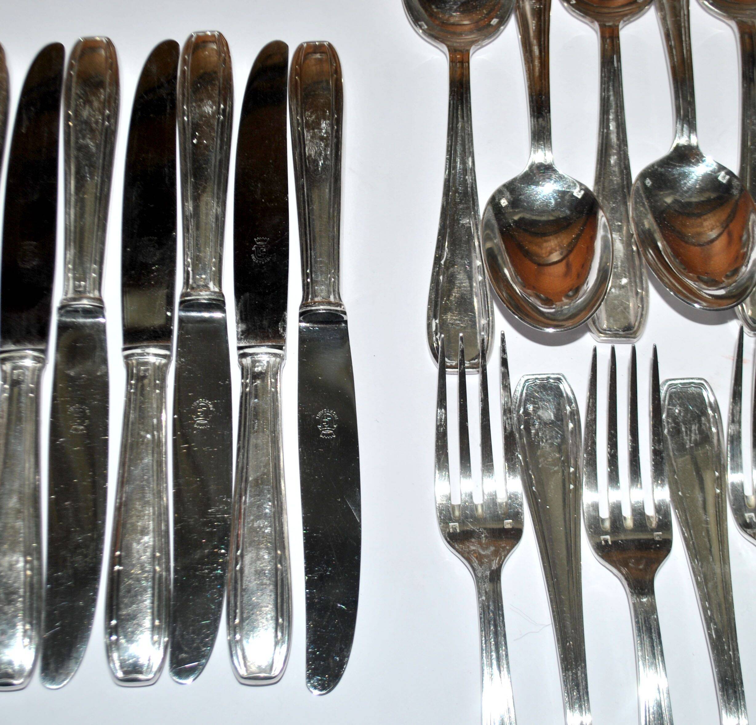 LCF set of 36 silver cutlery for starters and desserts, 1950s design Le Couvert Français