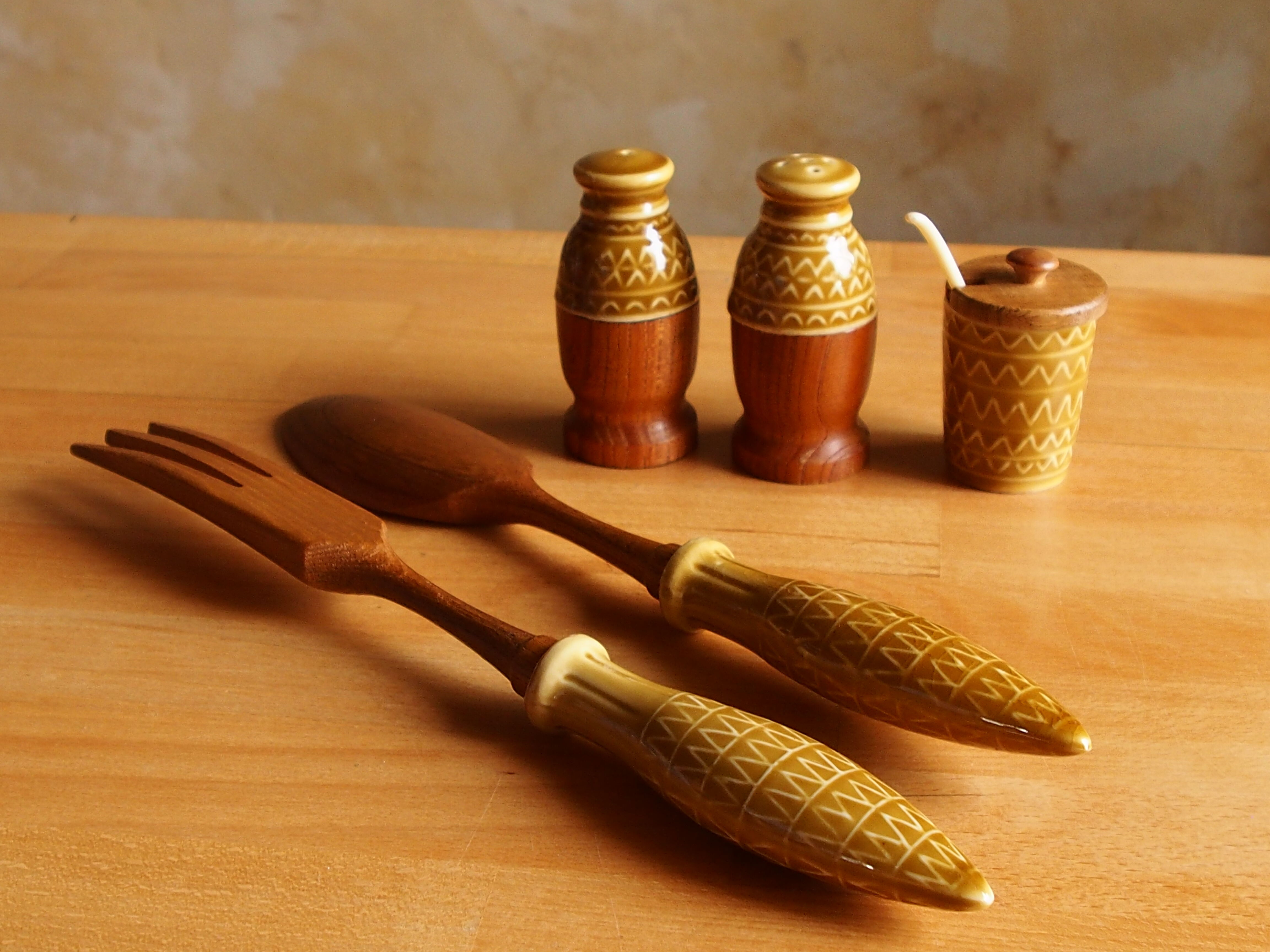 Vintage salt shaker, pepper, mustard and salad cutlery set