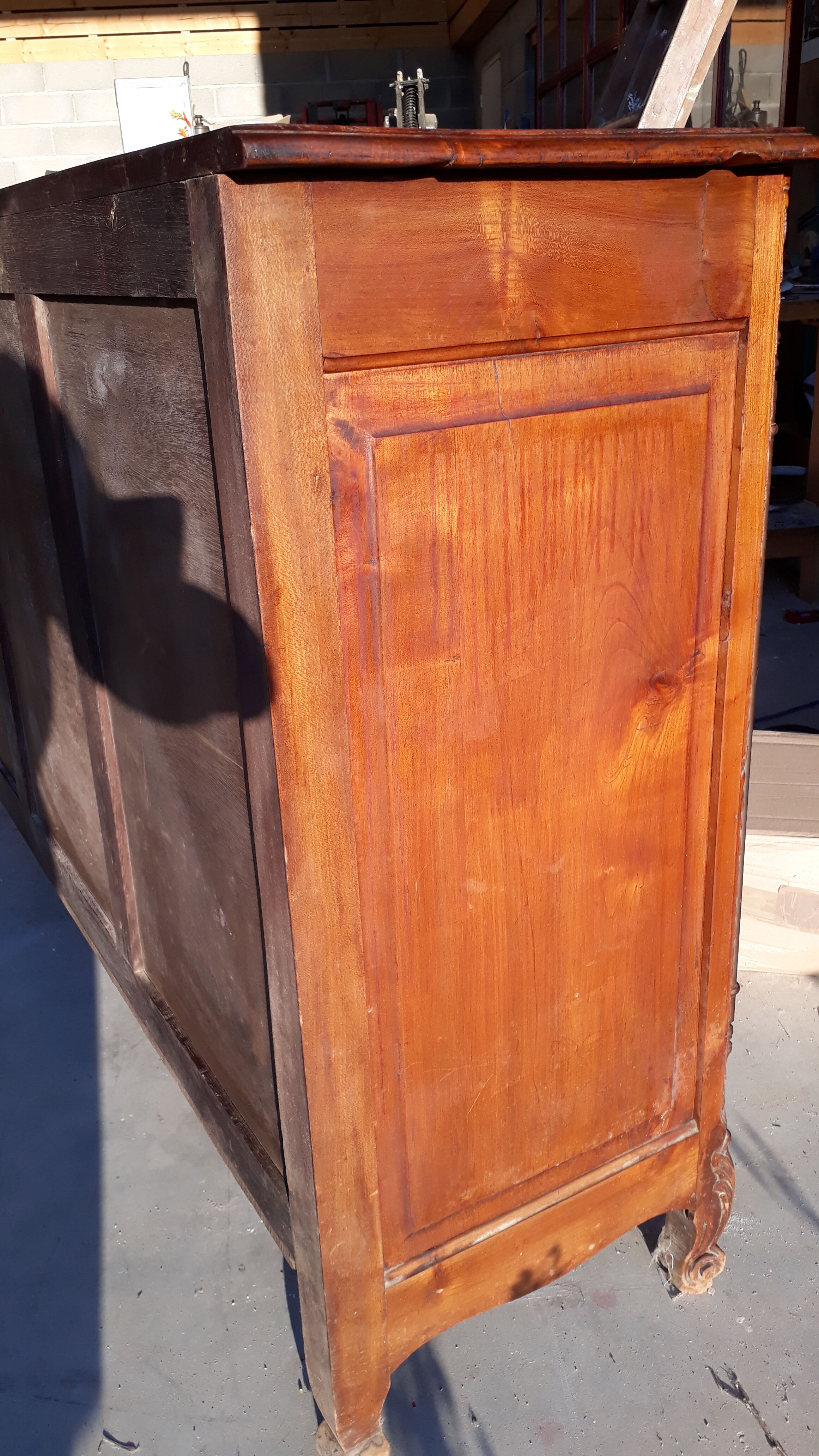 Solid cherry wood sideboard with 3 doors and 1 drawer