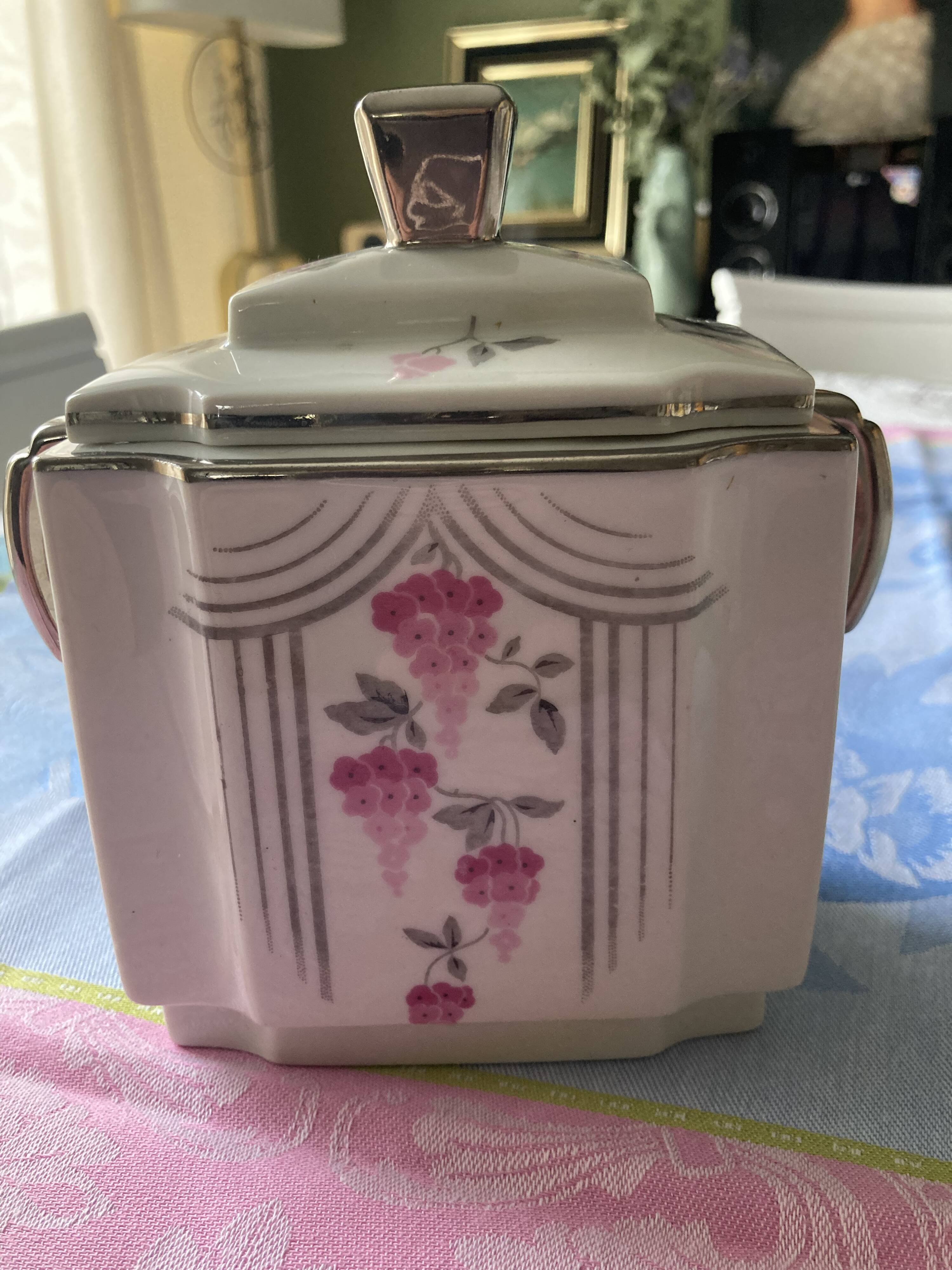 Porcelain sugar bowl Limoges - Art Deco - 1930s