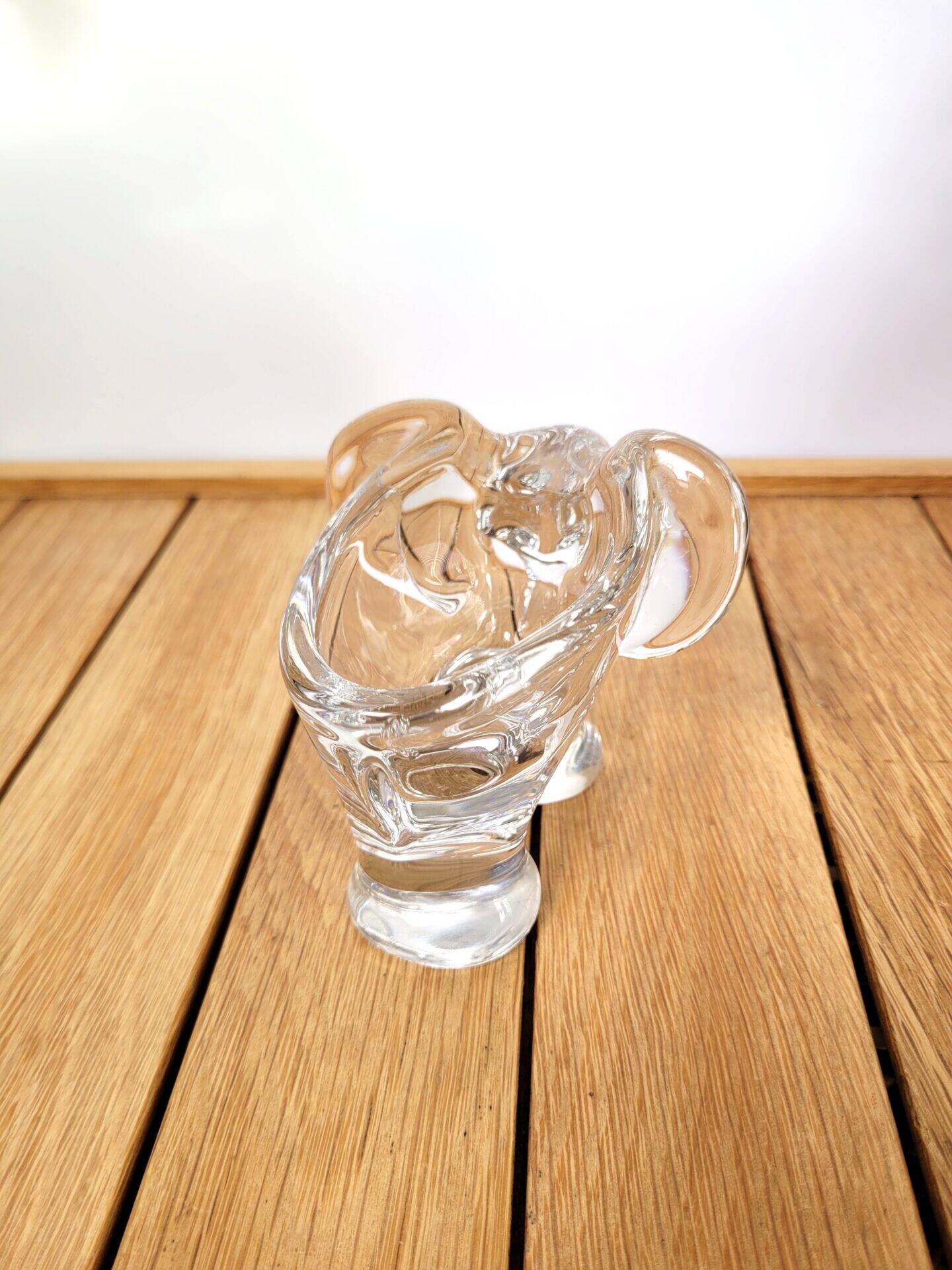 Vannes crystal elephant ashtray