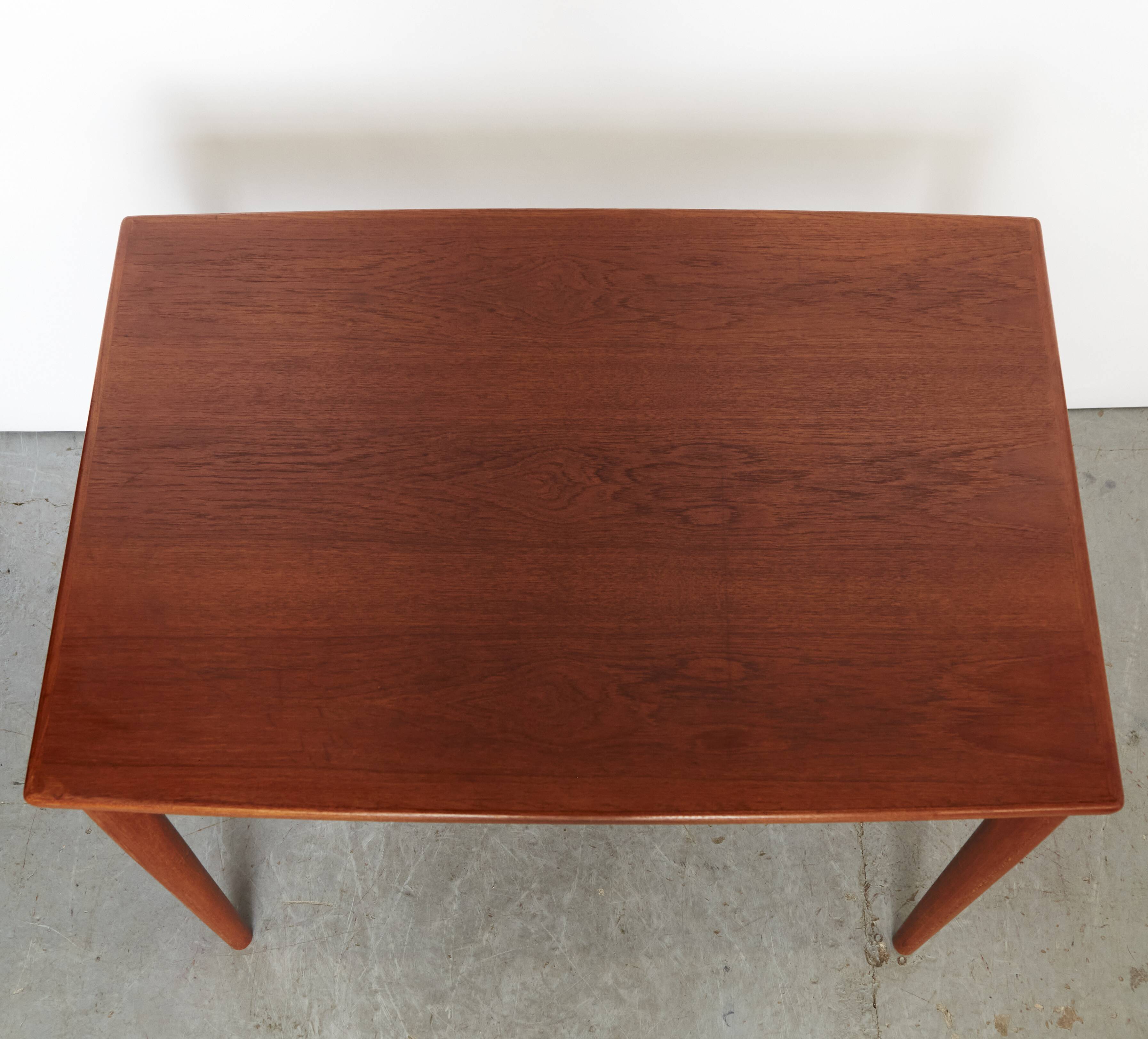 Grete Jalk boat shaped Dining Table for Glostrup