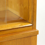 Bibliothèque du milieu du siècle en noyer par Jitona, Tchécoslovaquie