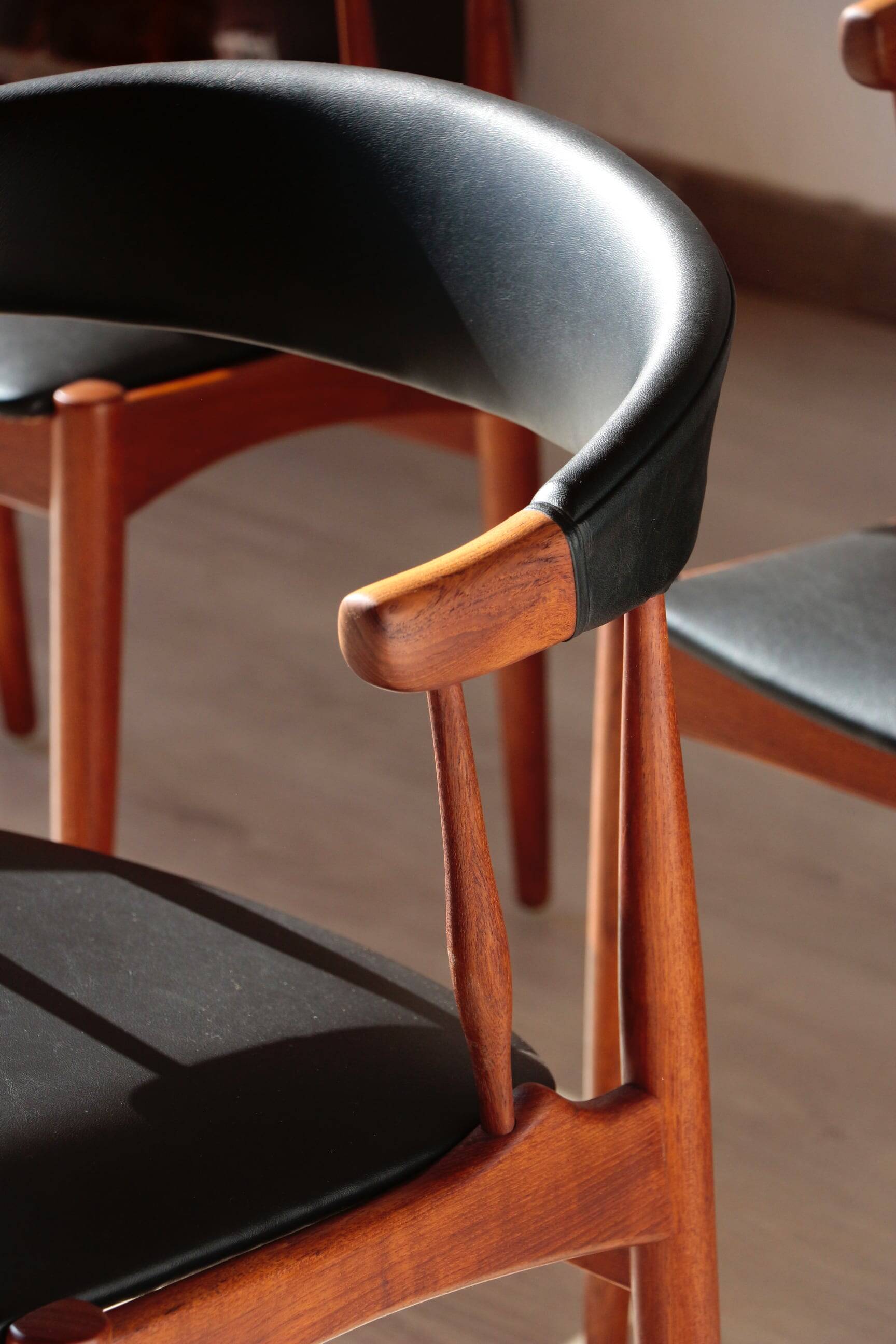 Set of 4 Johannes Andersen Scandinavian teak armchairs, 1960s