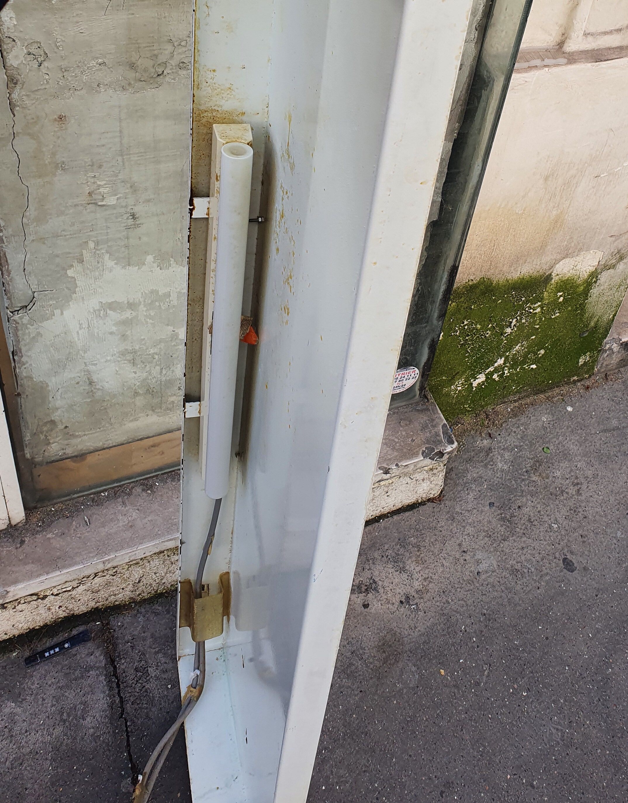 Lighting shelf "Les Arcs 1600" - Charlotte Perriand