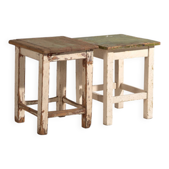 Anciennes petites tables carrées (vers 1920). Ensemble 2 pièces