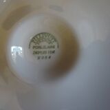 Batch of 6 oyster plates