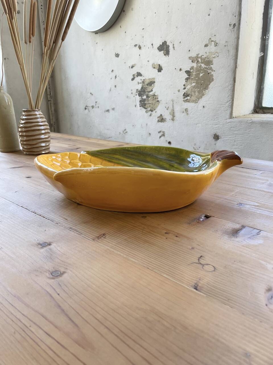 Large ceramic “corn” dish