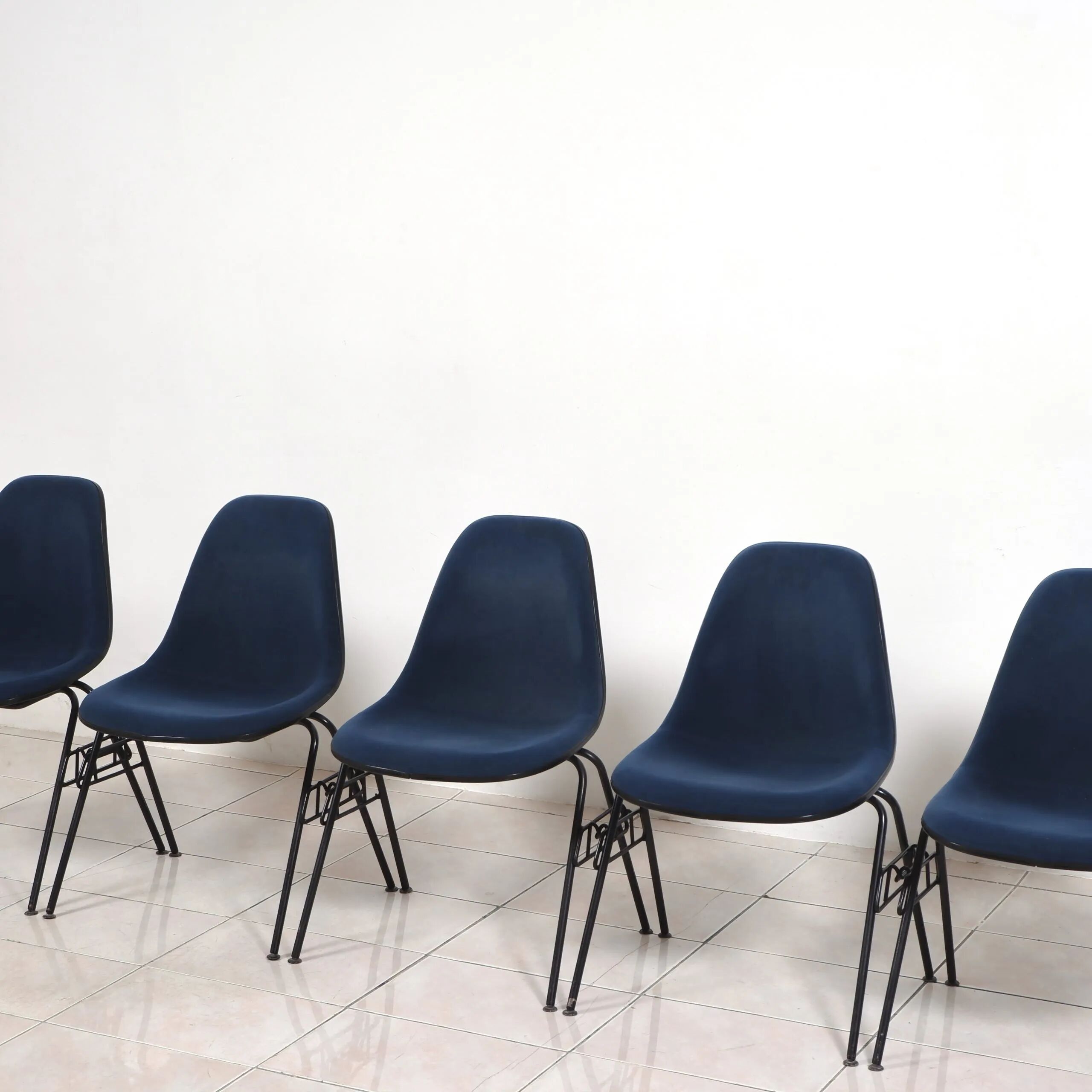 Set of 6 Eames Fiberglass DSX side chairs blue with velvet upholstery