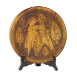 Assiette scandinave avec des figures, années 1960