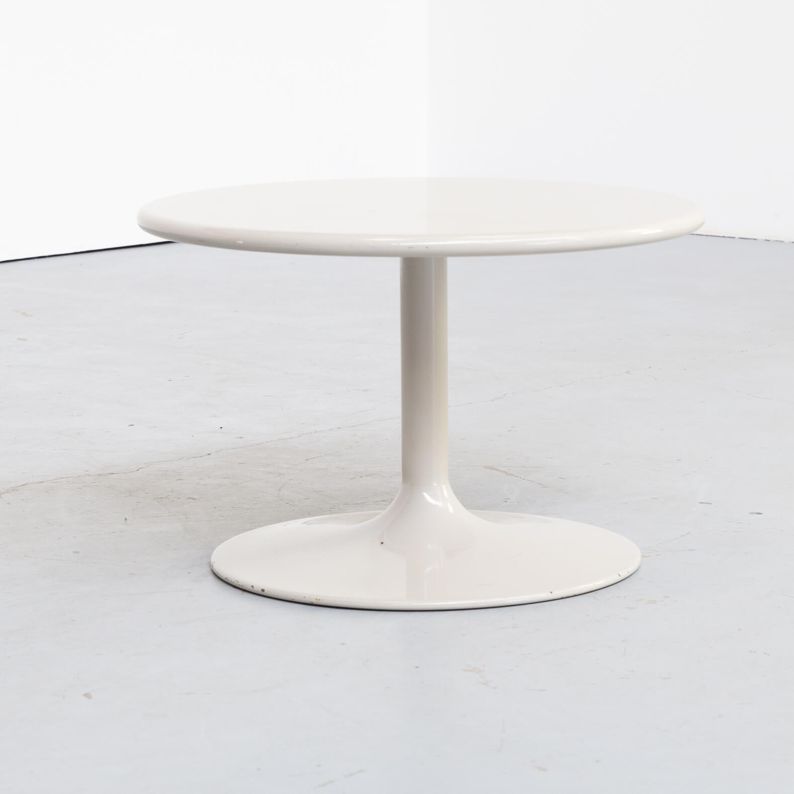 80s Pierrre Paulin metal and wood round sidetable for Artifort
