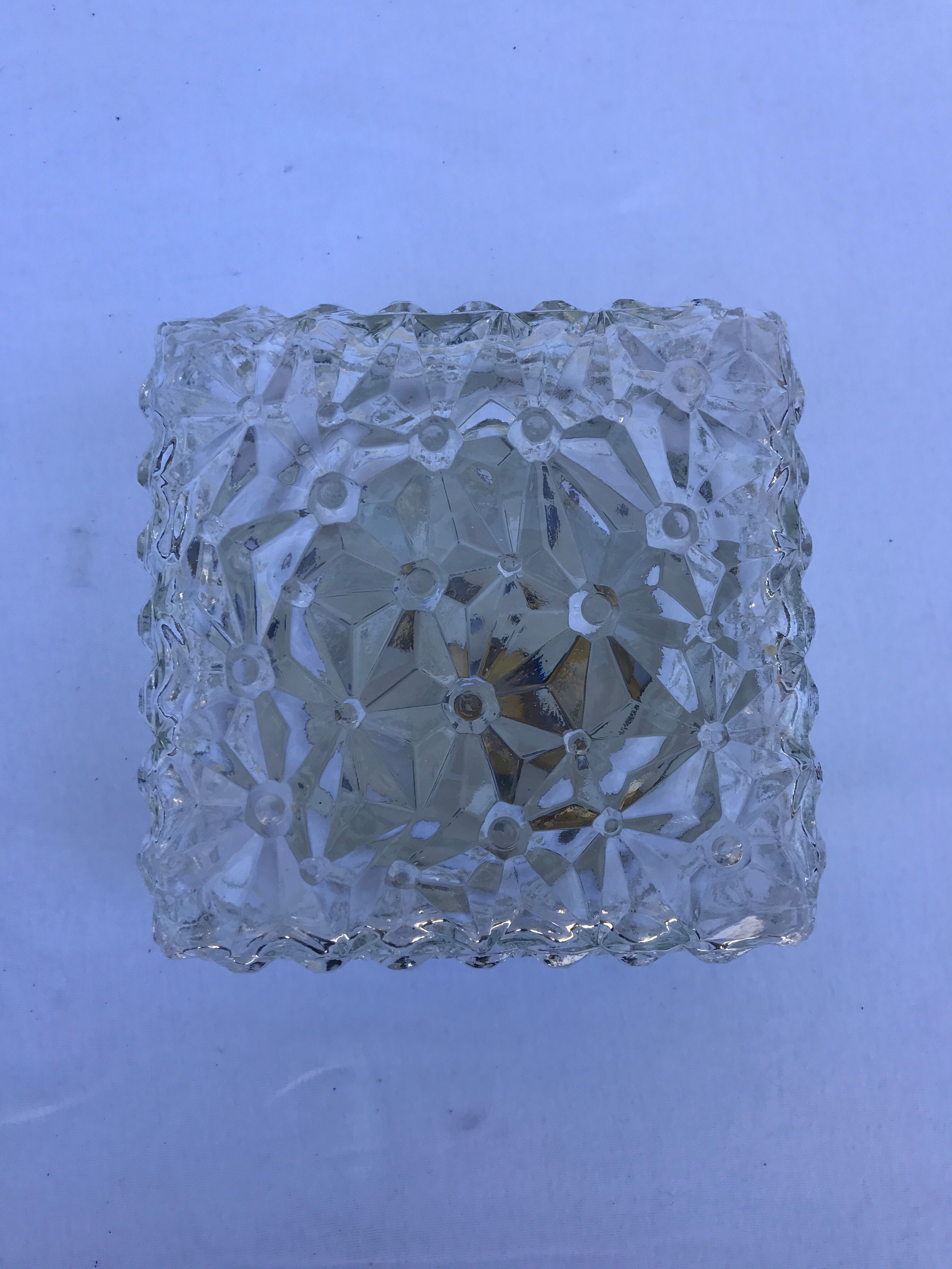 Plafonnier métal noir verre moulé transparent années 50