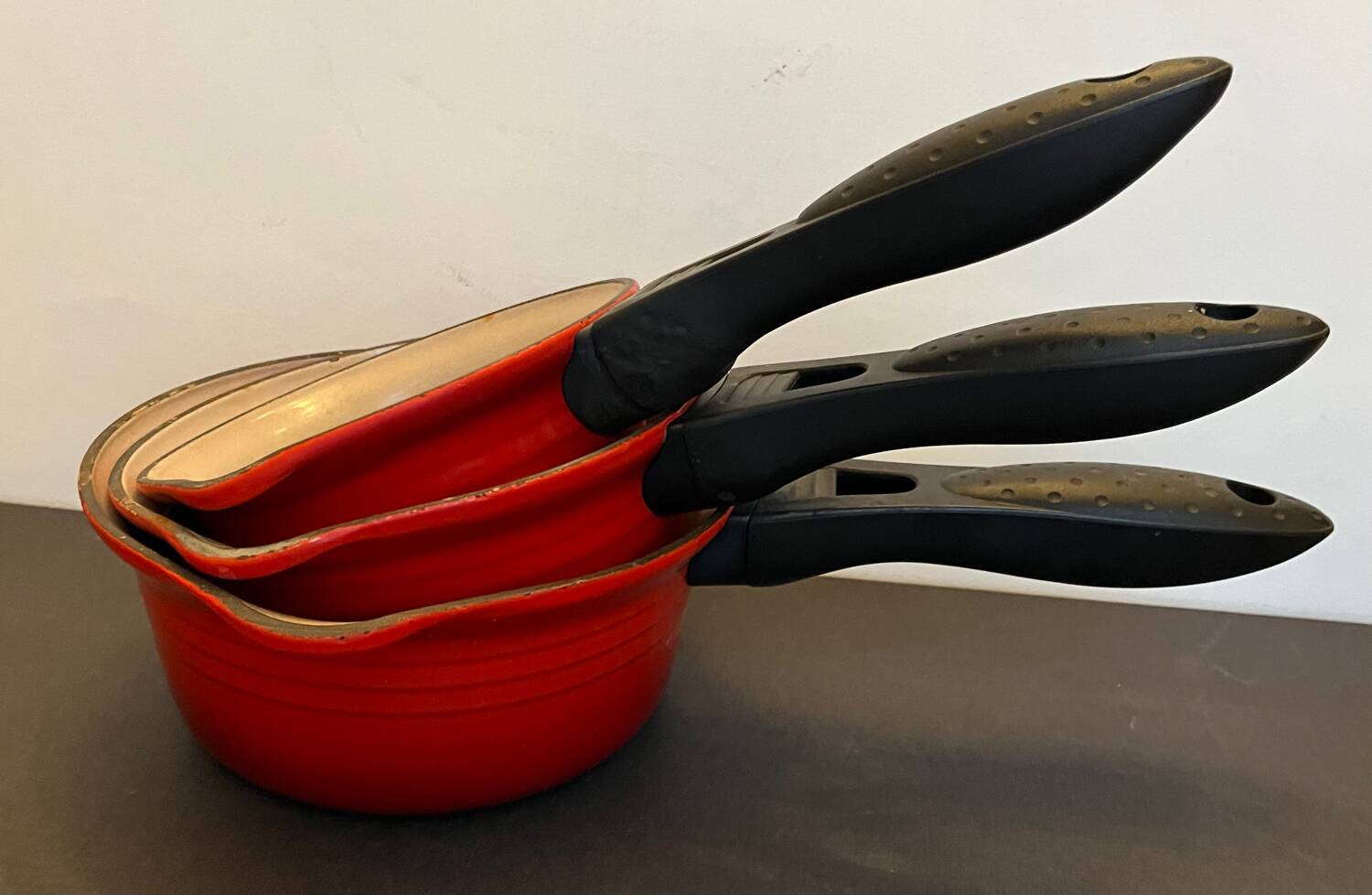 Series of 3 cast iron Le Creuset saucepans