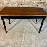 Table legs turned black