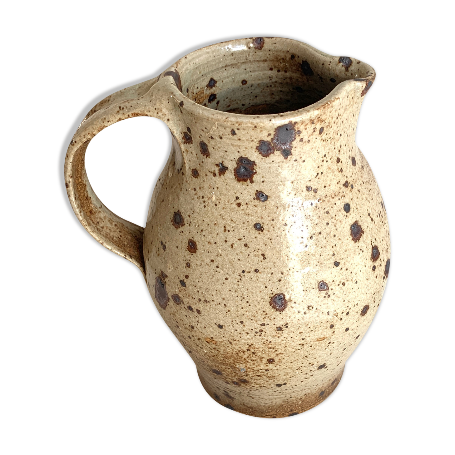 Pyrity sandstone pitcher